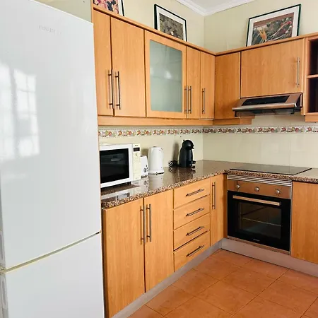 Casa Forno De Cal * Ponta Delgada